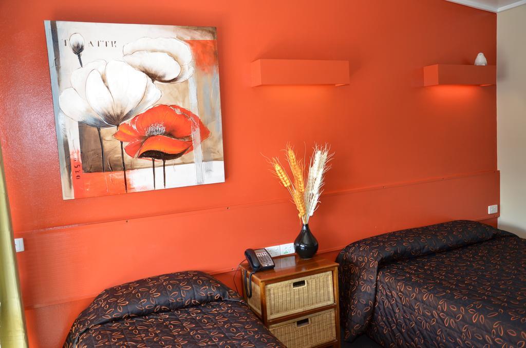 Warwick Motor Inn Quarto foto