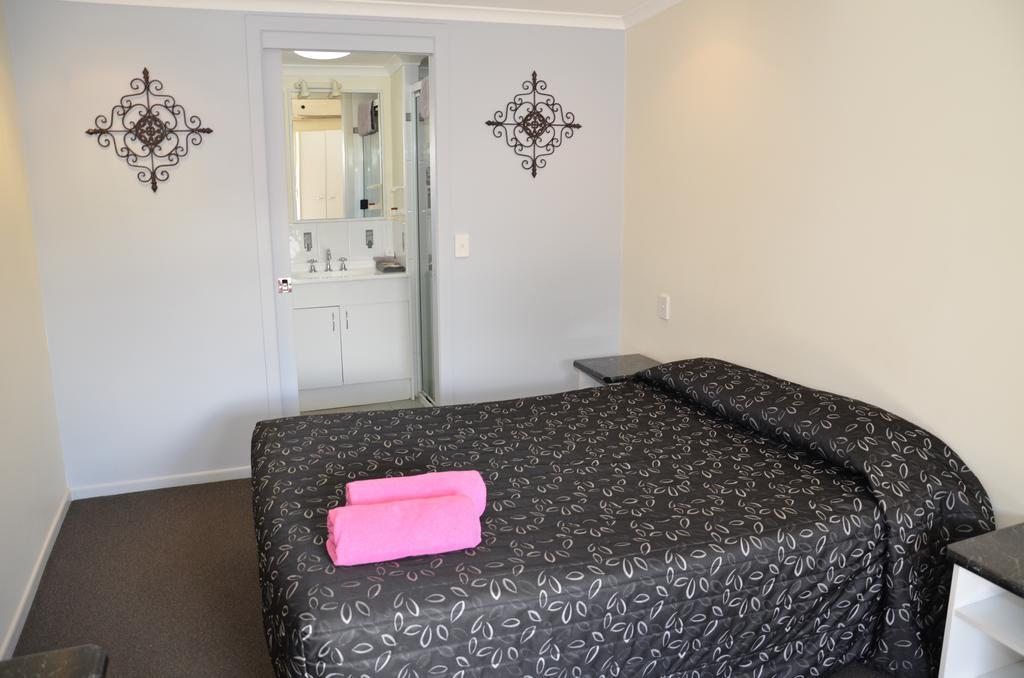 Warwick Motor Inn Quarto foto