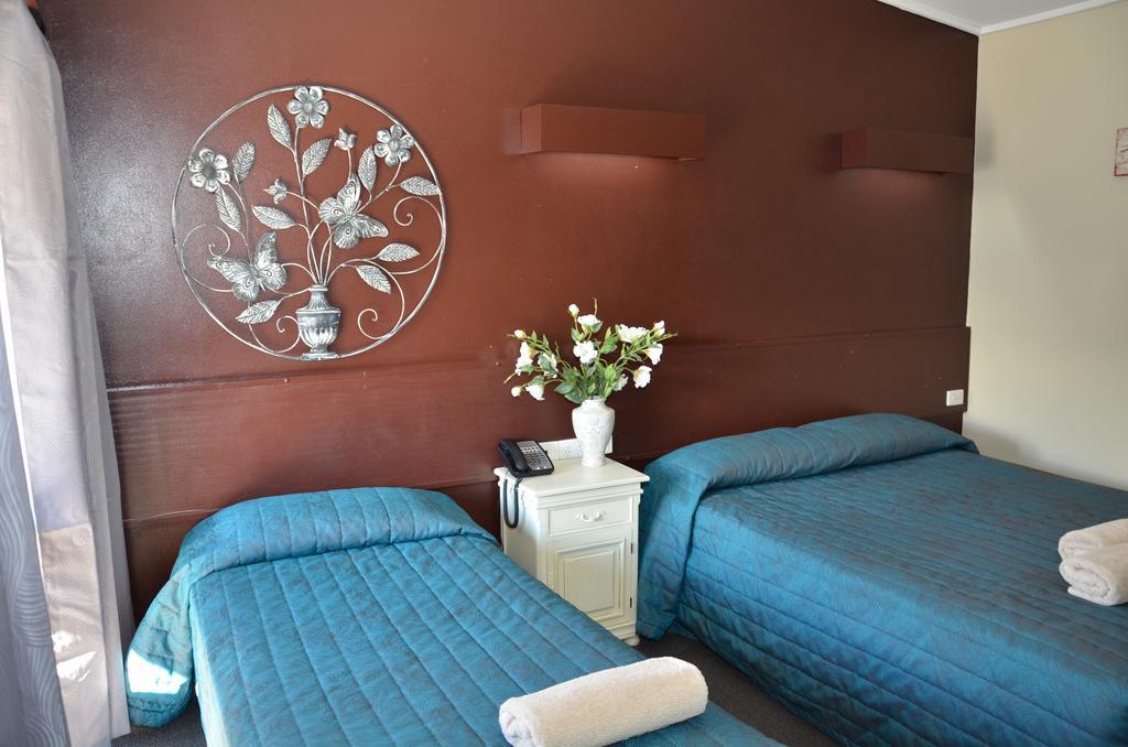 Warwick Motor Inn Quarto foto