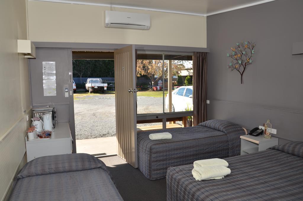 Warwick Motor Inn Quarto foto